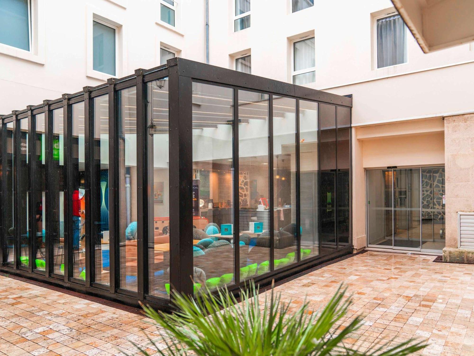Ibis Styles La Rochelle Centre Hotel Bagian luar foto