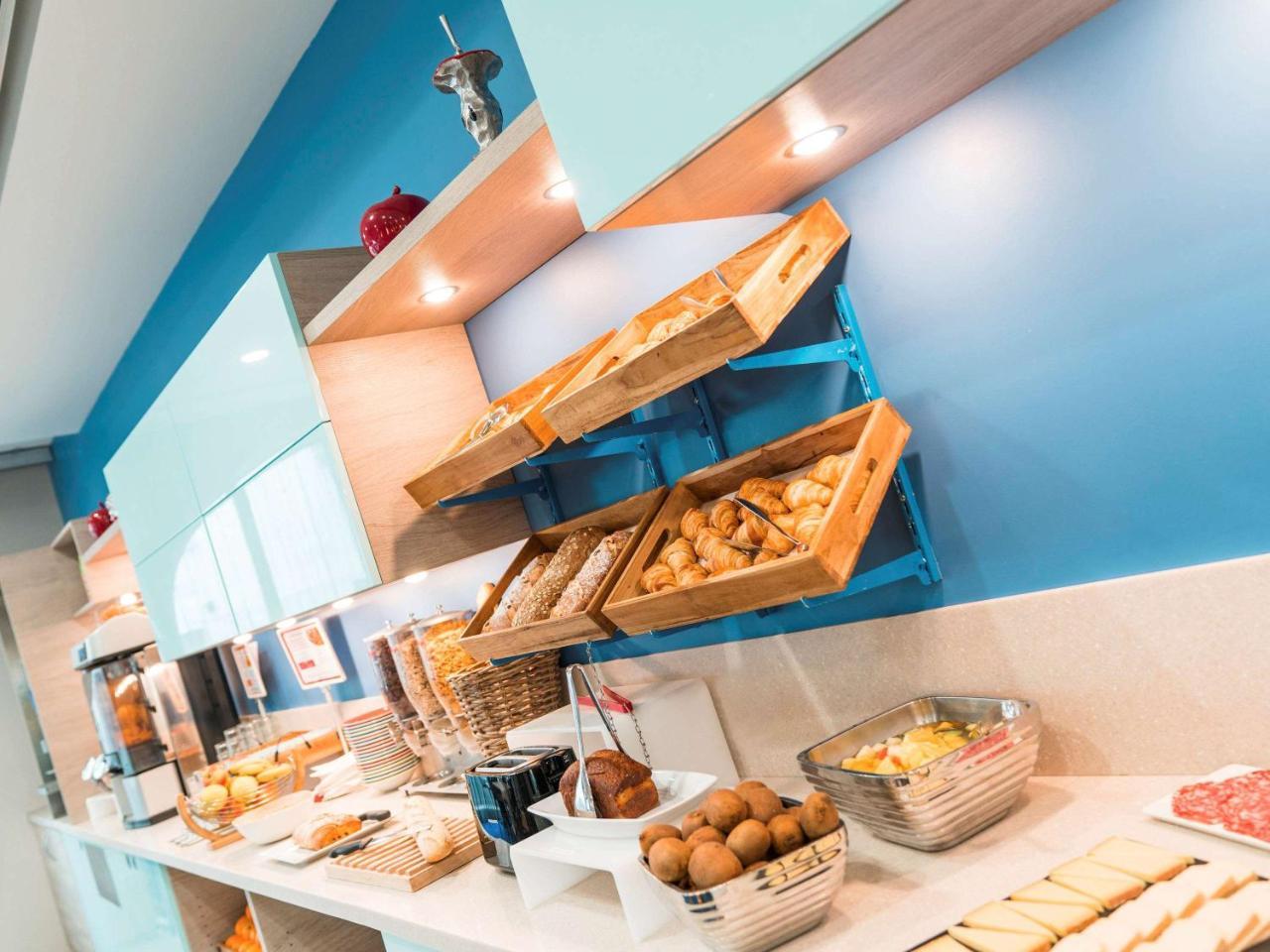 Ibis Styles La Rochelle Centre Hotel Bagian luar foto